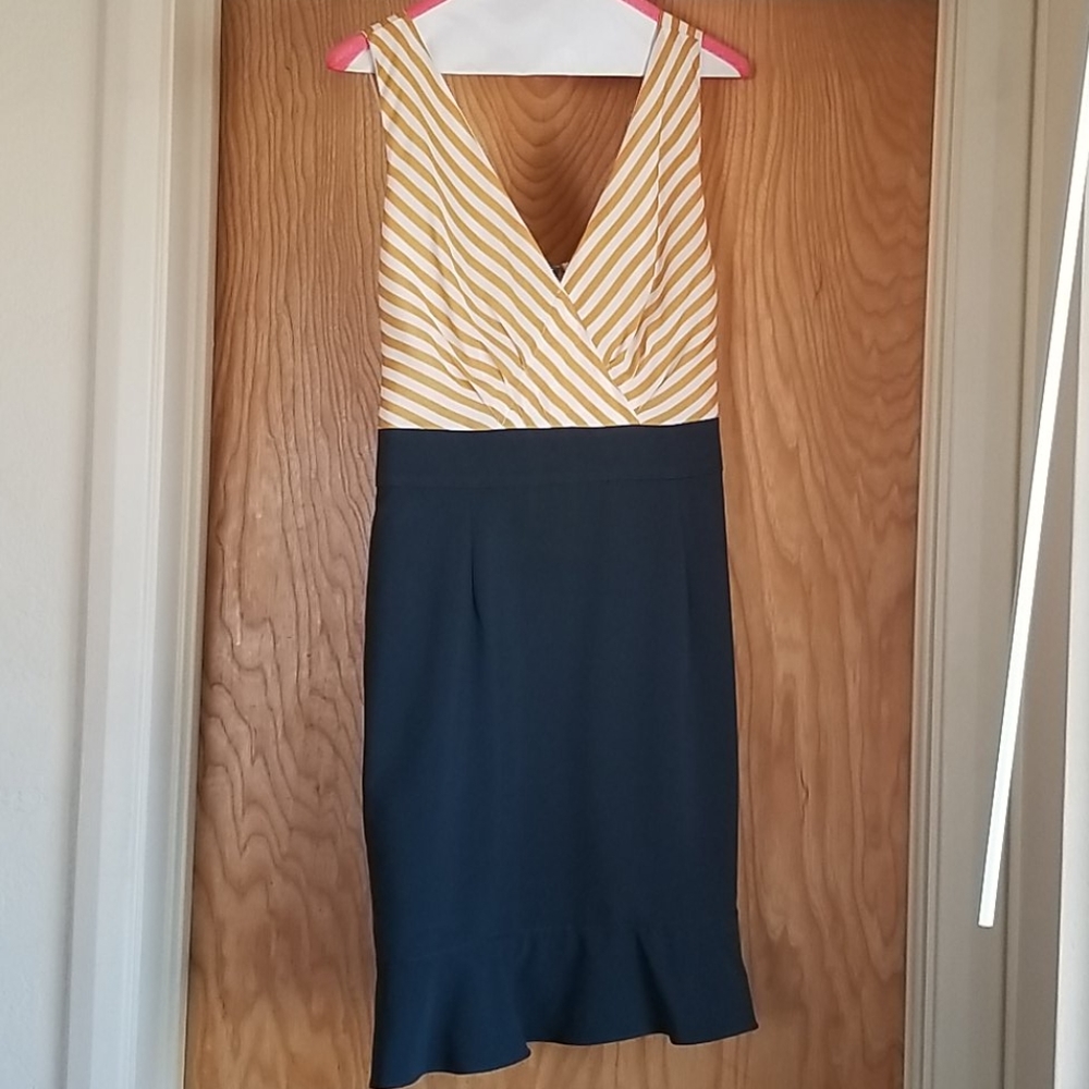Very J sleeveless dress